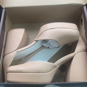 Oasis Society Women's Tan Heels | New